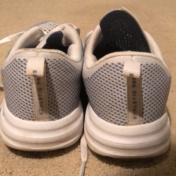 APL women’s shoe - Picture 5 of 6